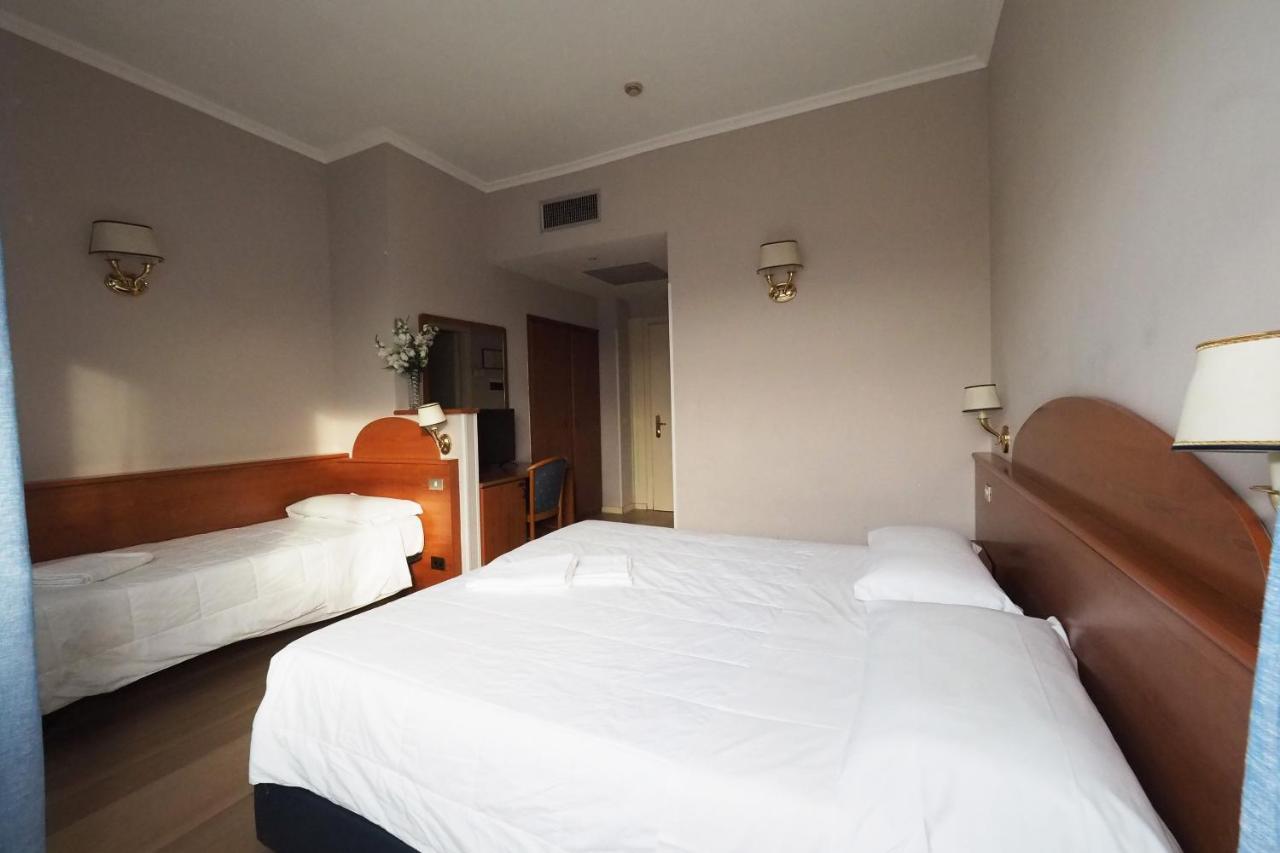 Hotel Laura Рим Экстерьер фото