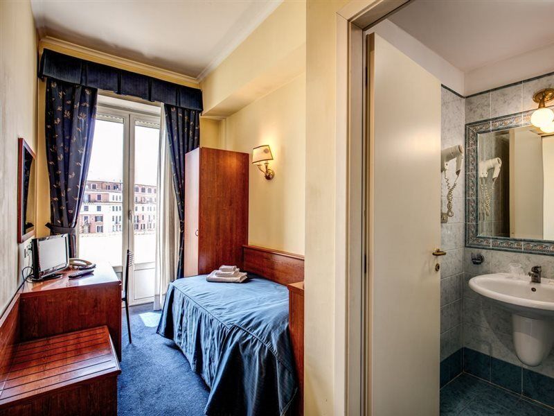 Hotel Laura Рим Экстерьер фото