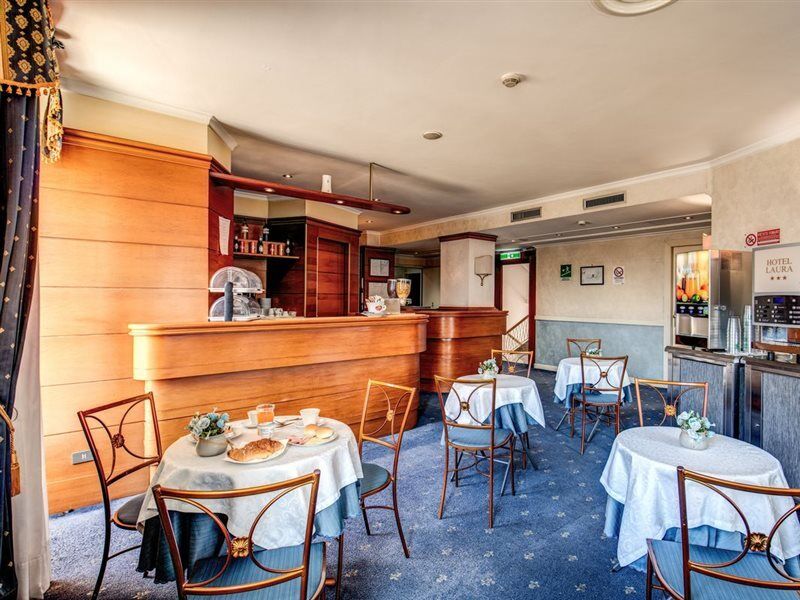 Hotel Laura Рим Экстерьер фото