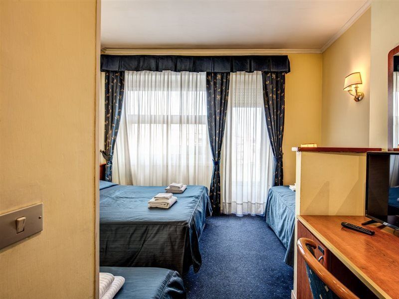Hotel Laura Рим Экстерьер фото