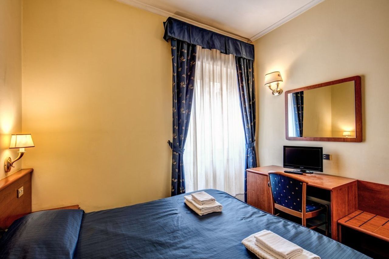 Hotel Laura Рим Экстерьер фото